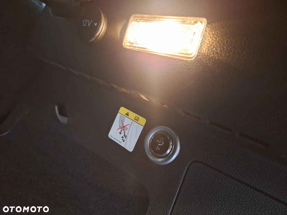 Ford Kuga 2.0 TDCi 4x4 ST-Line - 19