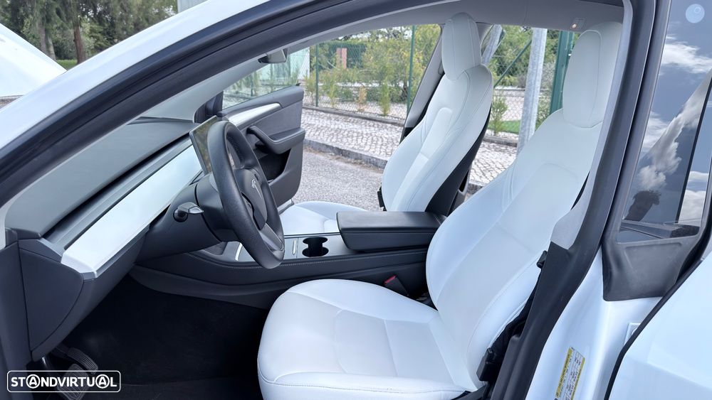 Tesla Model Y Long Range Tração Integral - 19