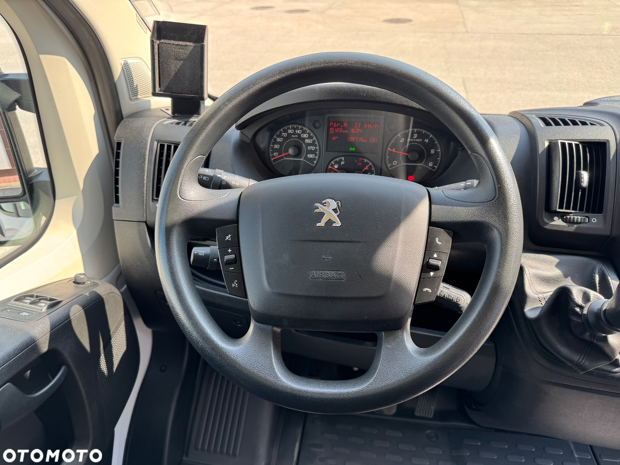 Peugeot Boxer L3H2 2.2 BLUEHDI - 13