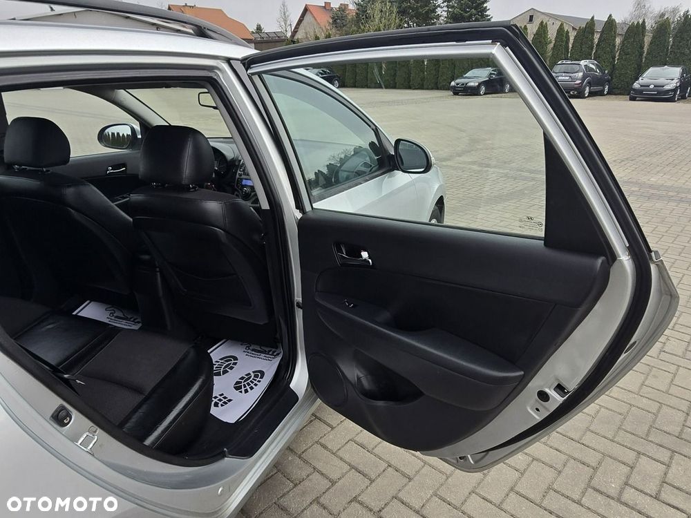 Hyundai i30 - 24