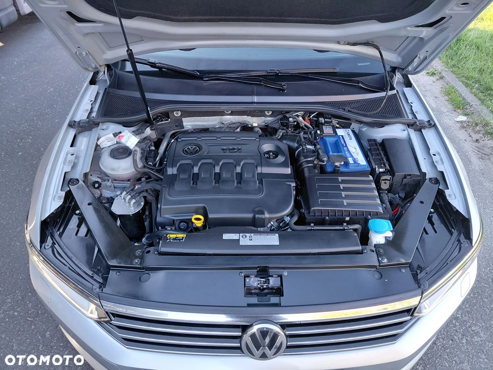 Volkswagen Passat 2.0 TDI SCR Comfortline DSG - 38