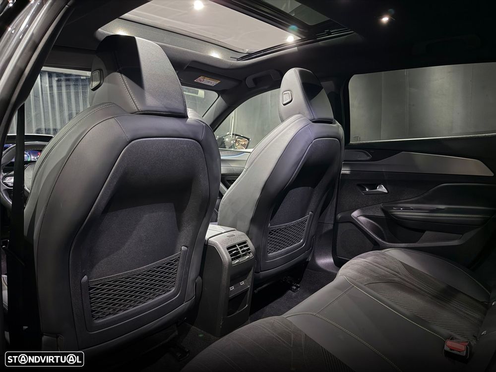 Peugeot 408 1.6 Hybrid GT e-EAT8 - 29