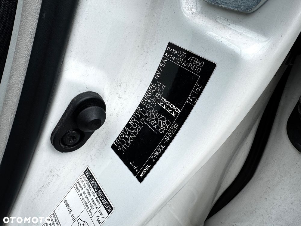 Toyota Prius - 18