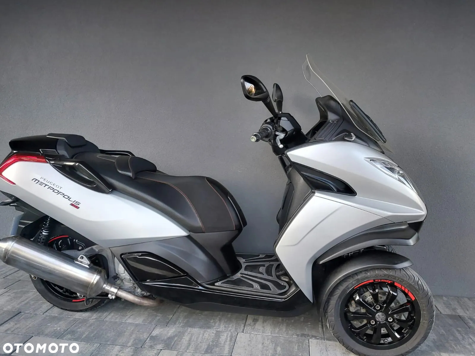 Peugeot Metropolis - 9