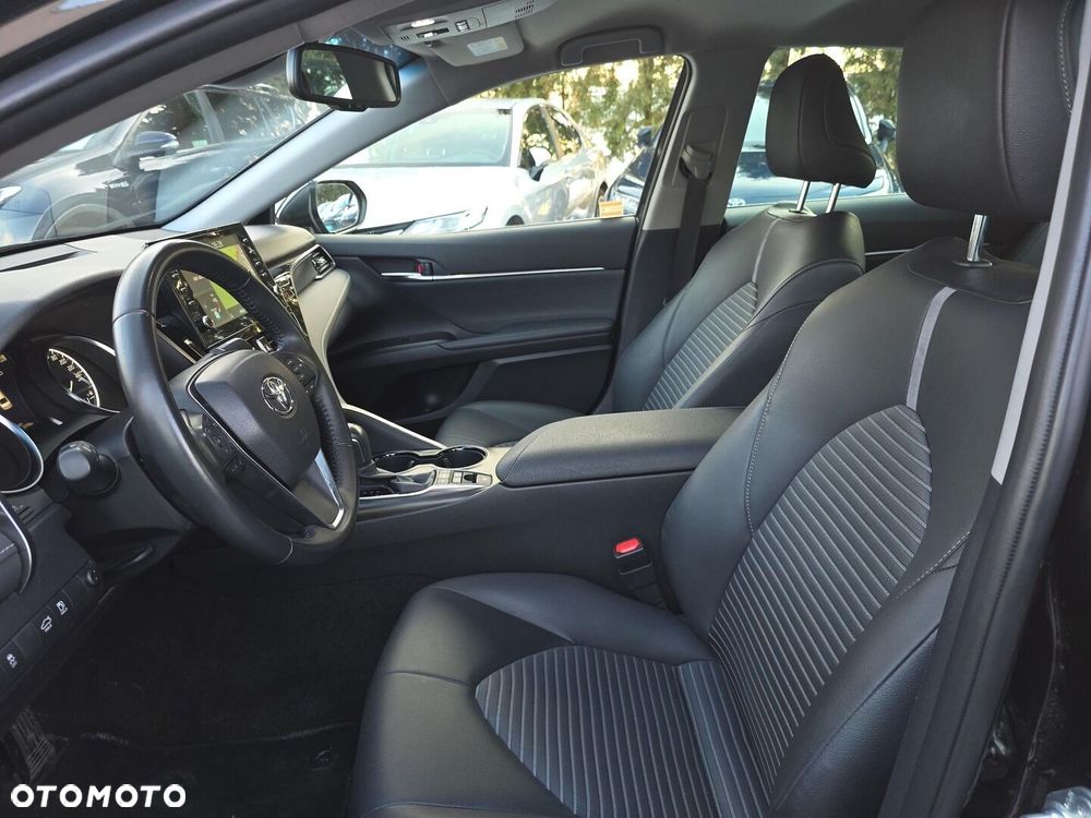 Toyota Camry 2.5 Hybrid Prestige CVT - 12