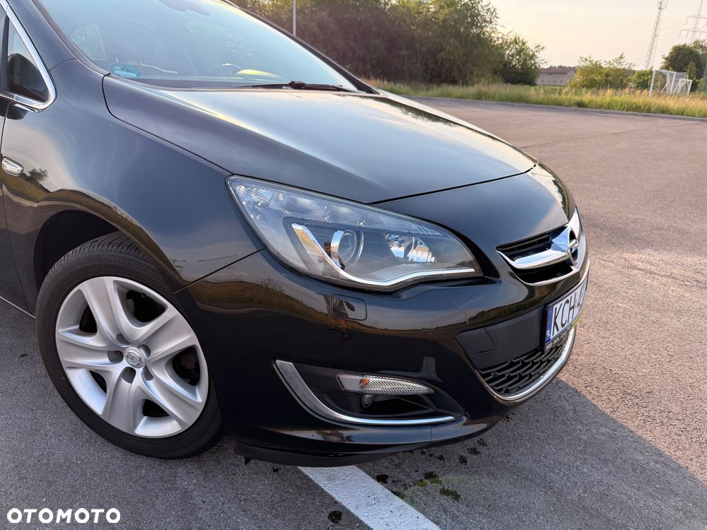 Opel Astra 2.0 CDTI DPF ecoFLEX SportsTourer Start/Stop Edition - 2
