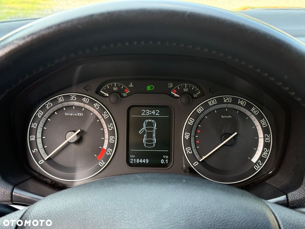 Skoda Octavia 2.0 TFSI RS - 18
