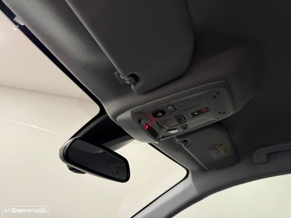 Peugeot e-208 50 kWh Allure - 52