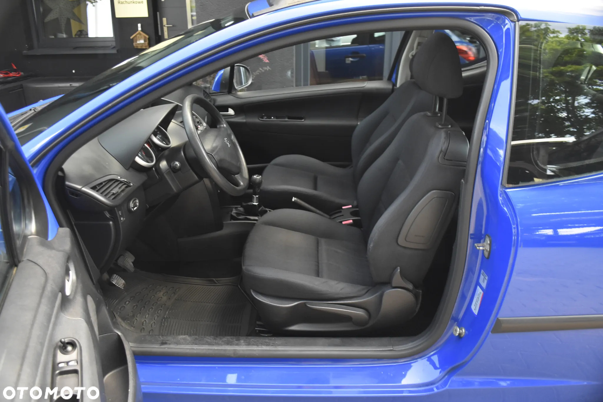 Peugeot 207 75 forever - 7