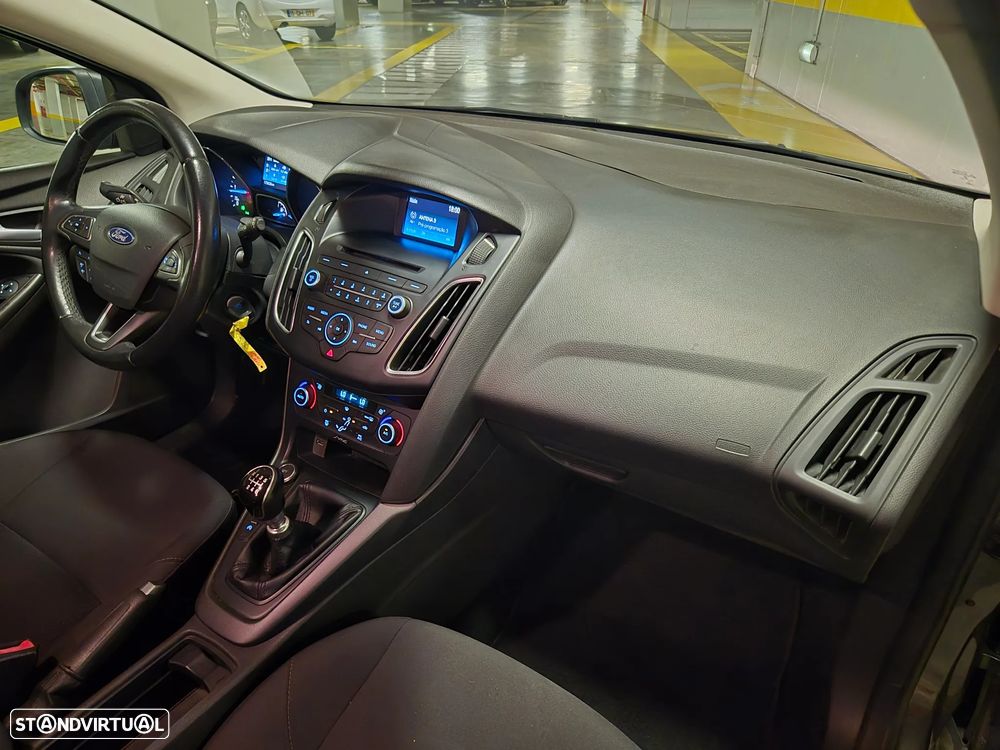 Ford Focus SW 1.5 TDCi Trend+ - 35