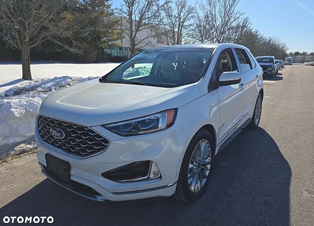 Ford Edge - 1