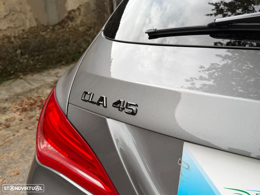 Mercedes-Benz CLA 45 AMG 4Matic 7G-DCT - 19