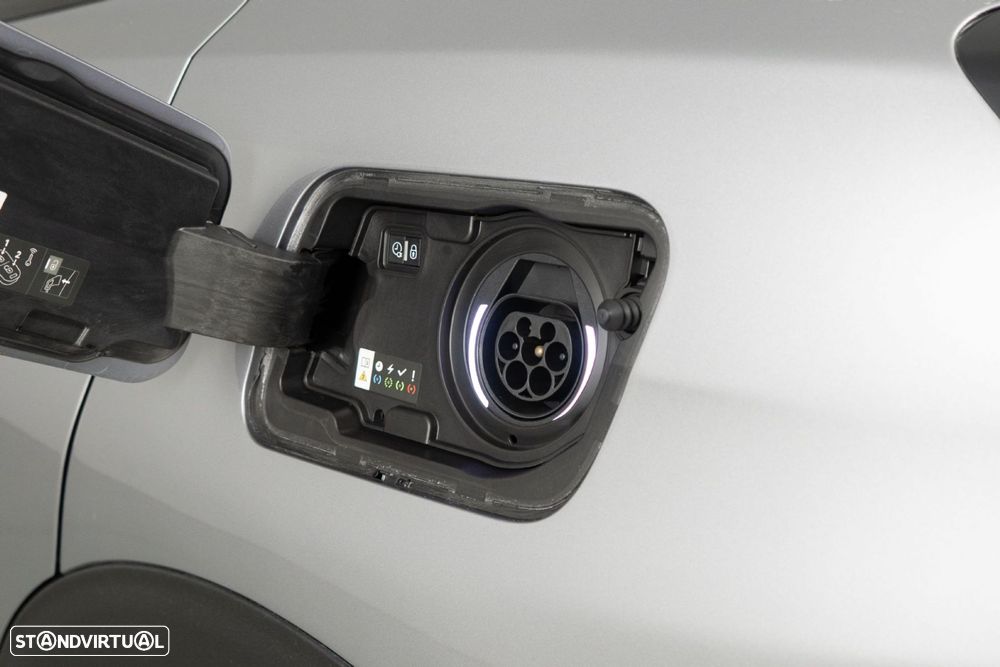 Peugeot 3008 1.6 Hybrid Allure e-EAT8 - 17