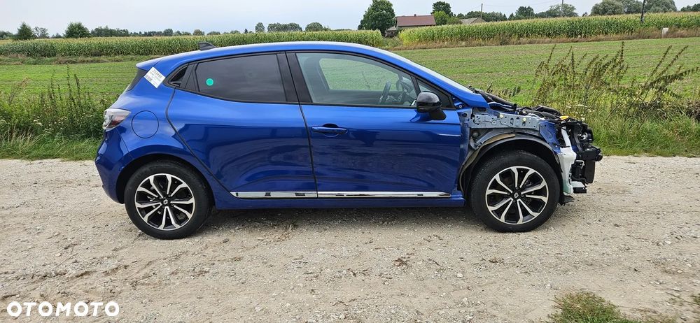 Renault Clio - 2