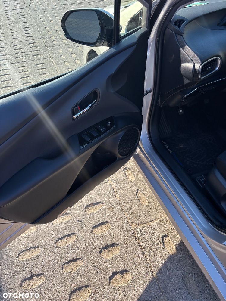 Toyota Prius 1.8 Hybrid Prestige - 19