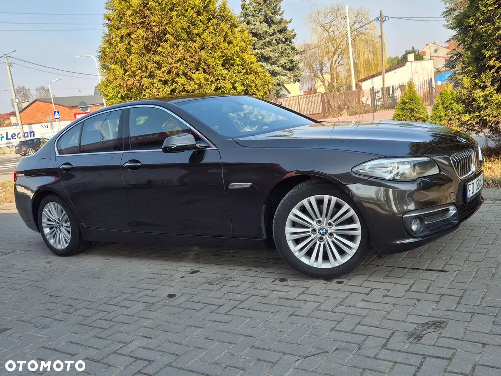 BMW Seria 5 520i Luxury Line - 17
