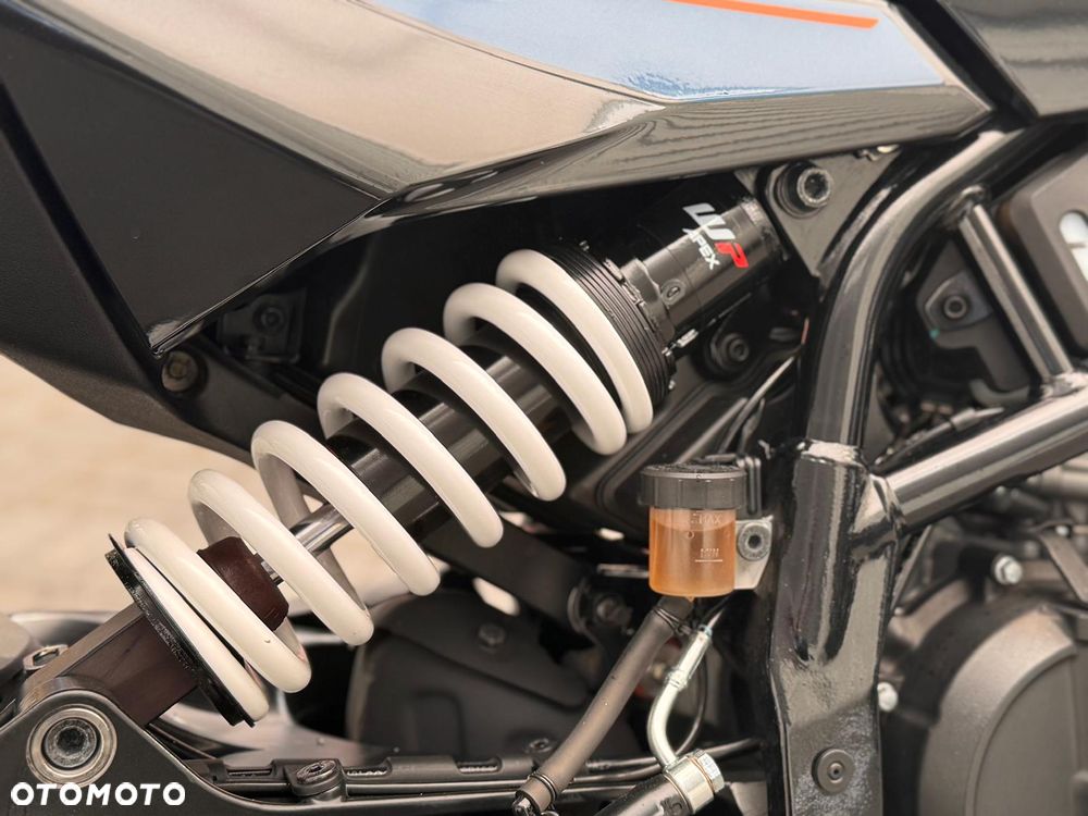 KTM Duke - 11