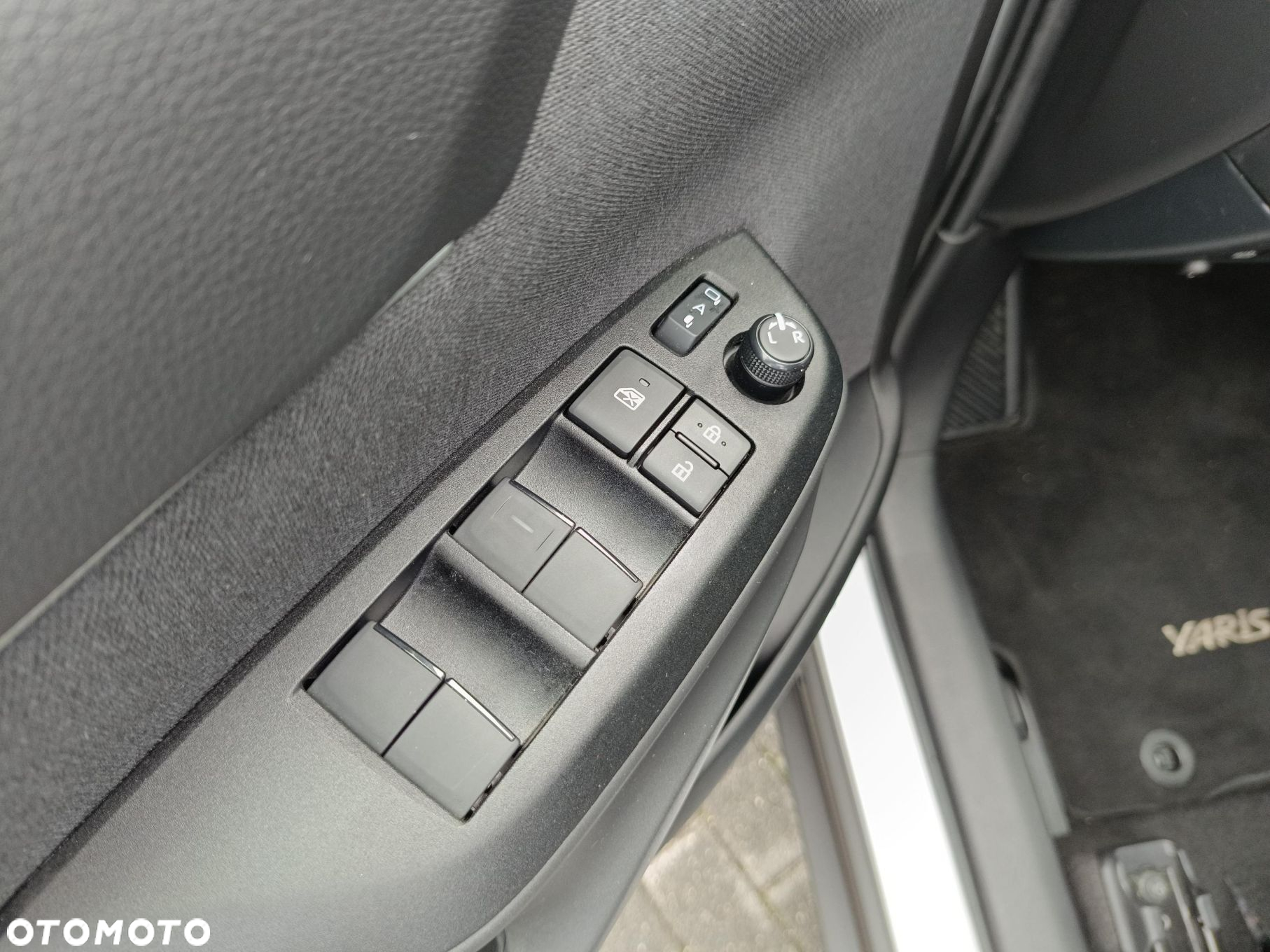 Toyota Yaris Cross Hybrid 1.5 Style AWD - 18