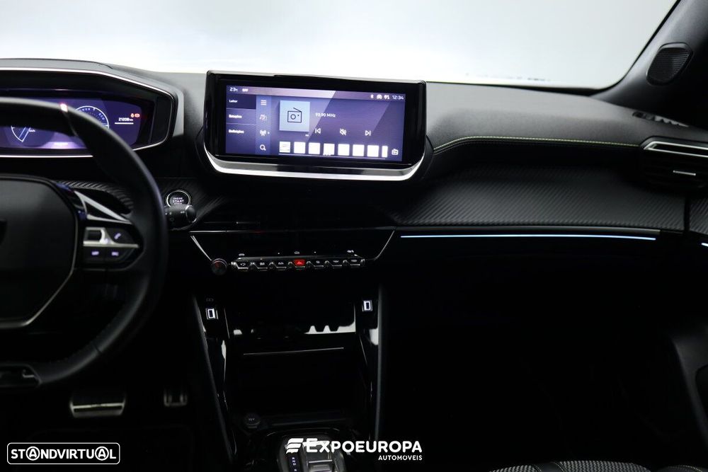 Peugeot e-2008 GT - 13