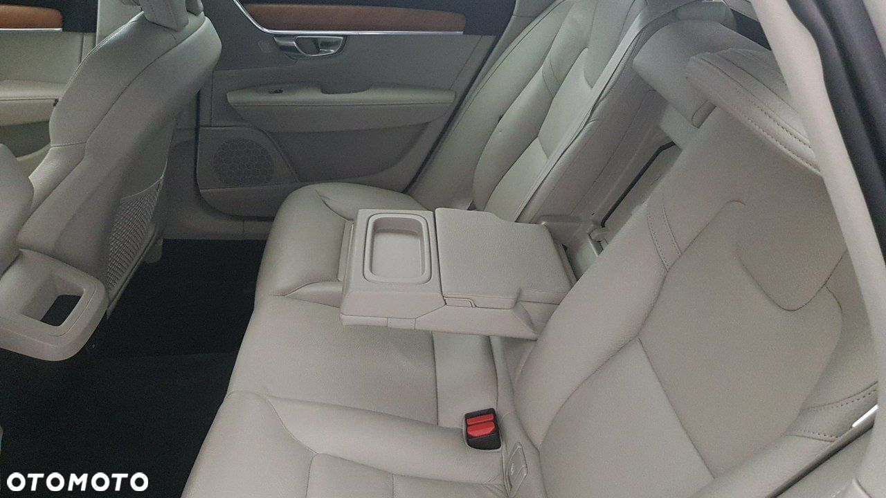 Volvo V90 - 22