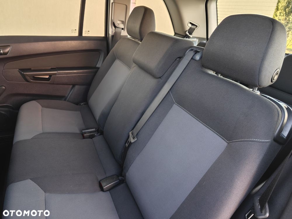 Opel Zafira 1.6 Edition - 11