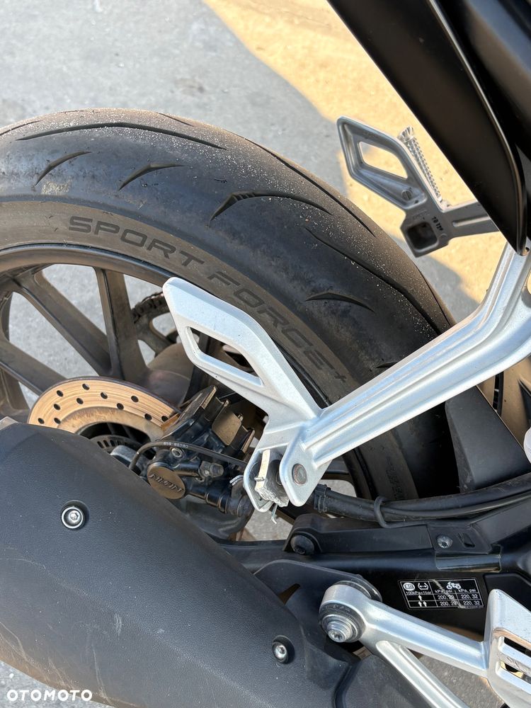 Yamaha R125 - 10