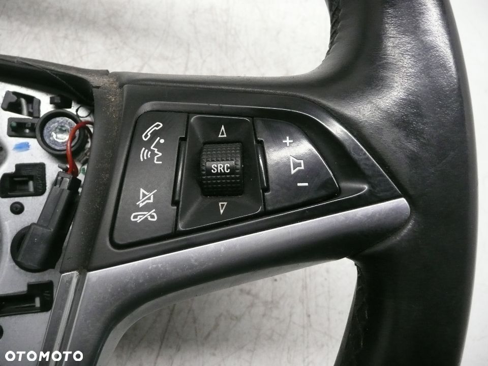 OPEL INSIGNIA 08-12 KIEROWNICA MULTIFUNKCJA UK - 3