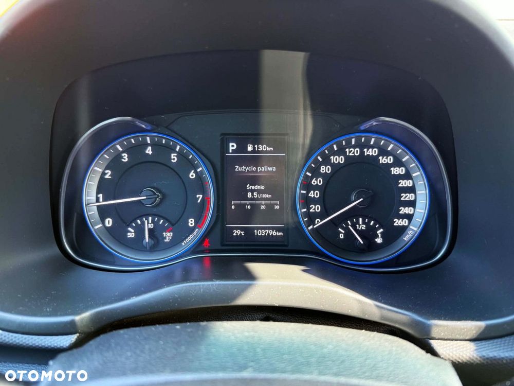 Hyundai Kona - 10