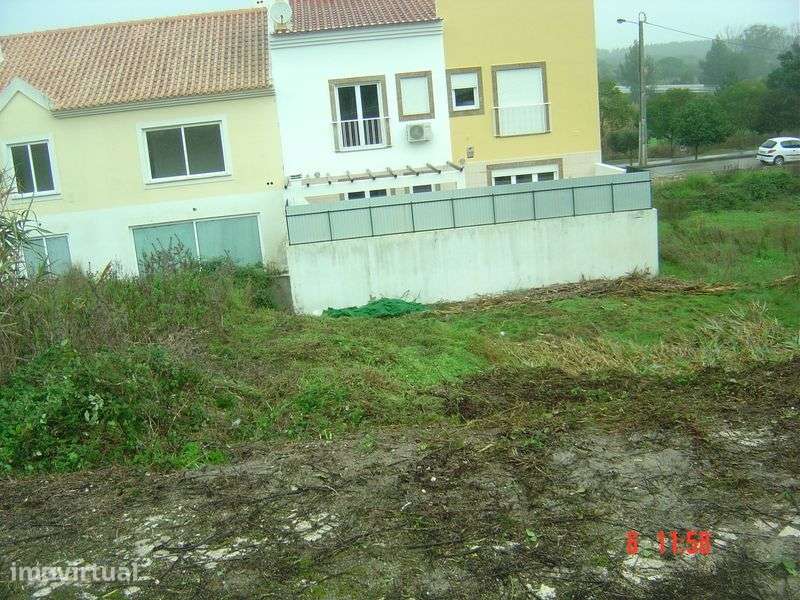 Terreno na Ota - para isencao de IMT - Grande imagem: 2/4