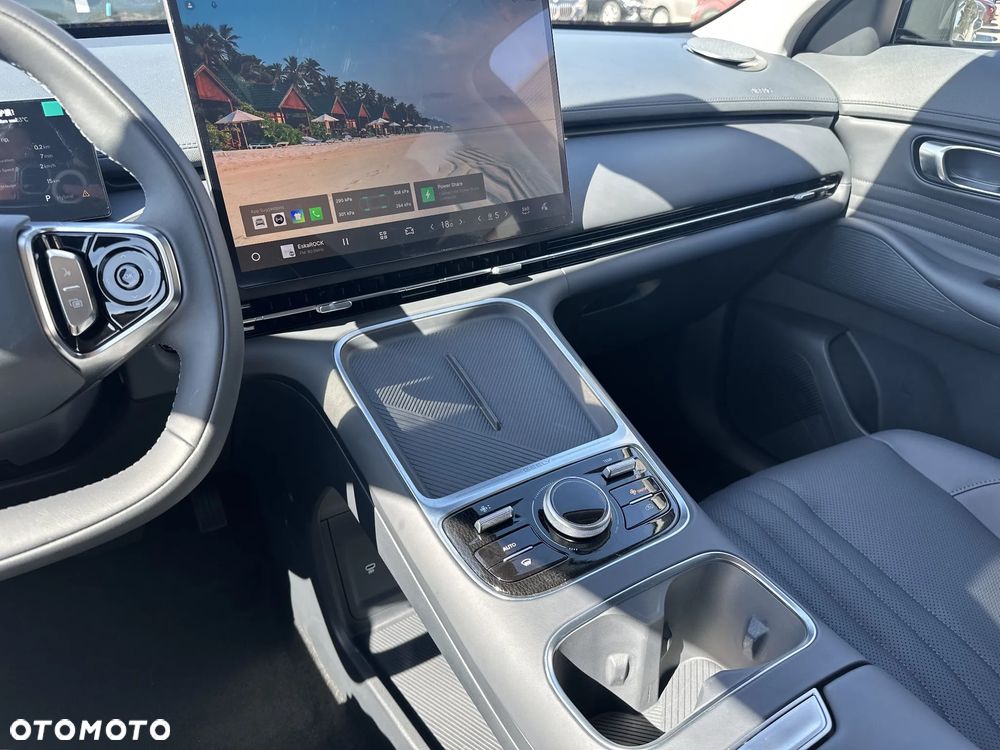 Geely Starray EM-i 1.5 PHEV Pro - 15