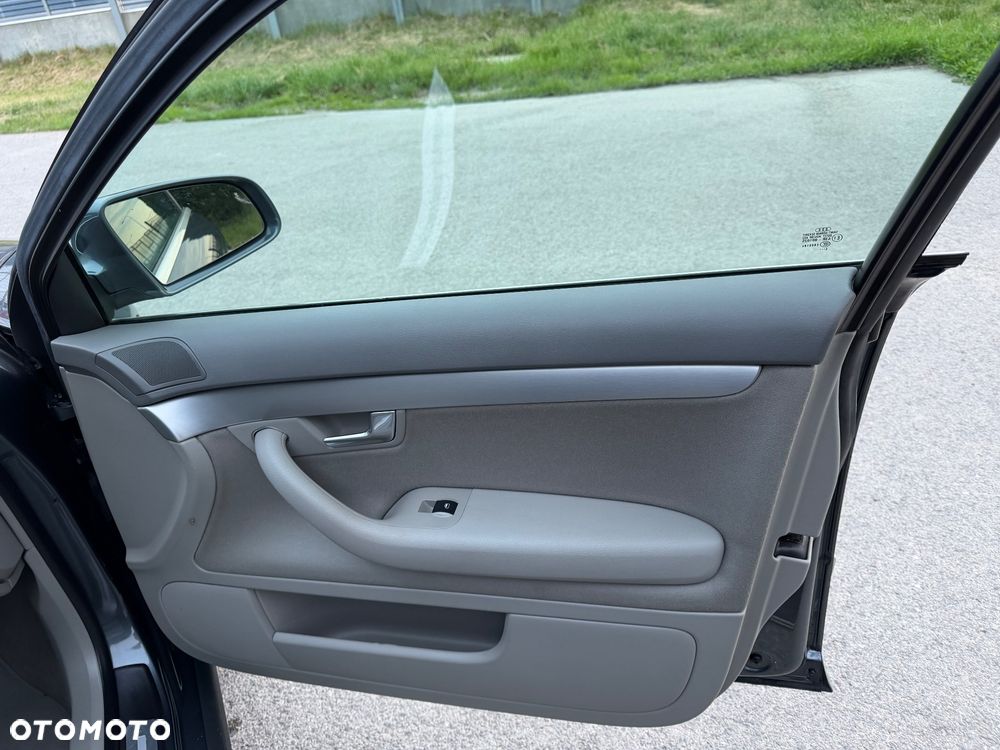 Audi A4 Avant 1.8 T - 13