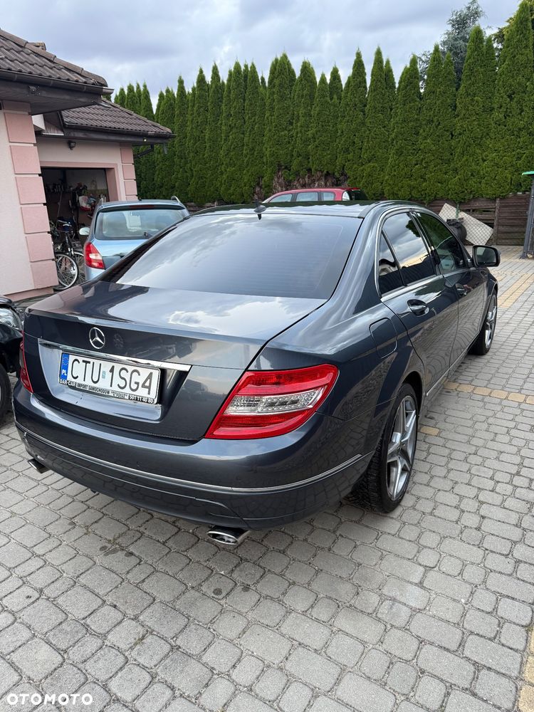Mercedes-Benz Klasa C 320 CDI DPF 7G-TRONIC Avantgarde - 4