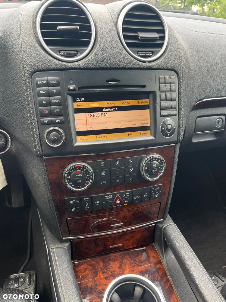 Mercedes-Benz GL 500 4Matic 7G-TRONIC - 14