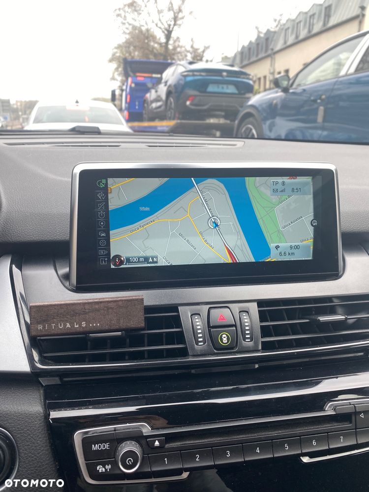 BMW Seria 2 218i - 21