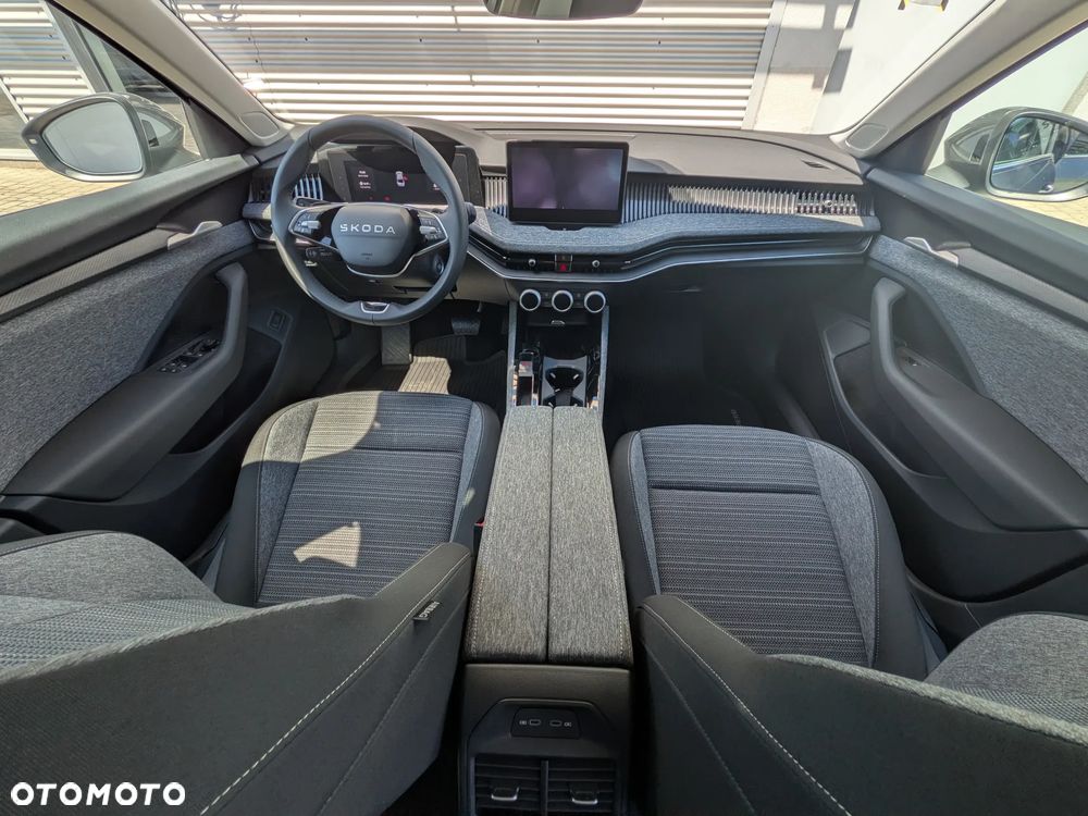 Skoda Superb 1.5 TSI mHEV Selection DSG - 16