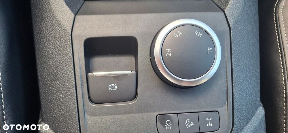 Volkswagen Amarok - 26