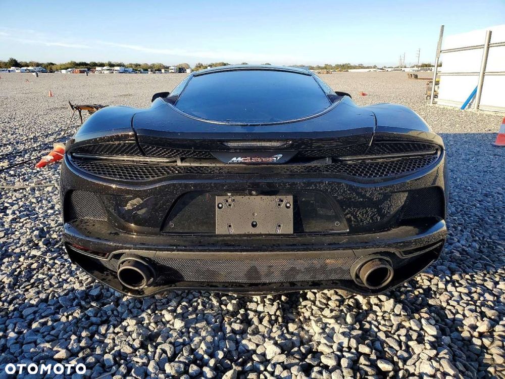 McLaren GT - 2