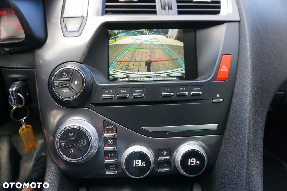 Citroën DS5 2.0 BlueHDi SportChic EAT6 - 22