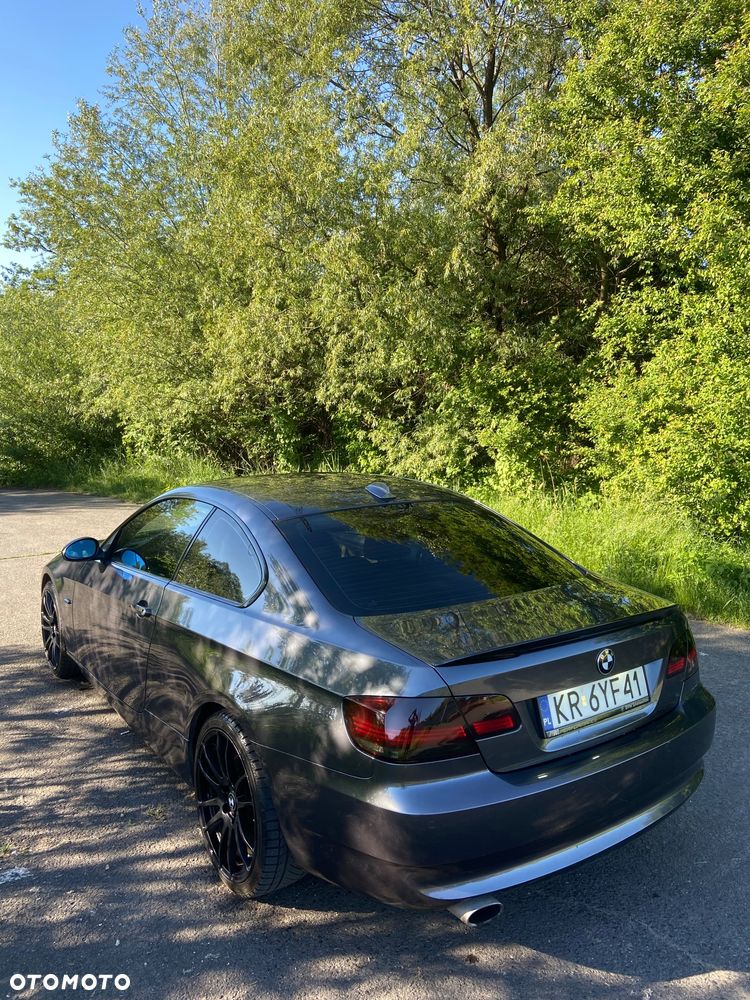 BMW Seria 3 320d - 10