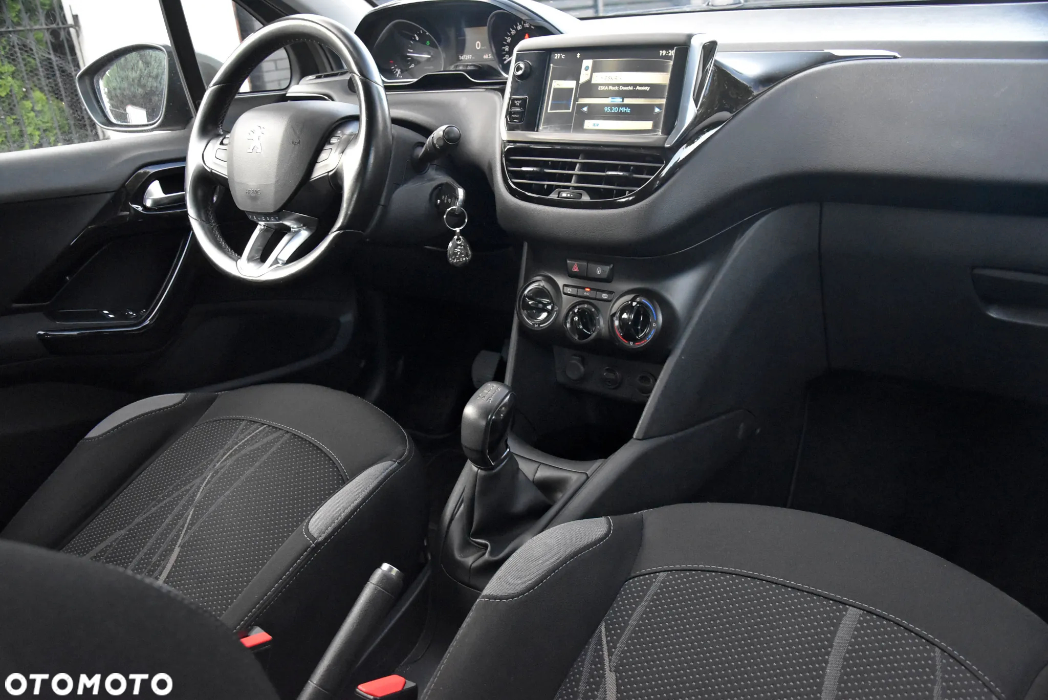 Peugeot 208 HDi 68 Like - 18