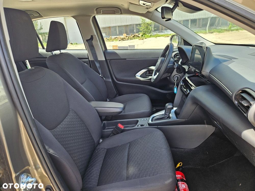 Toyota Yaris Cross Hybrid 1.5 Comfort - 13