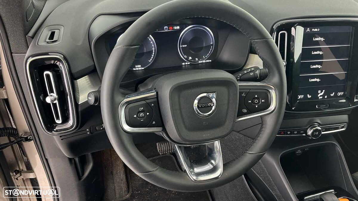 Volvo XC 40 - 23