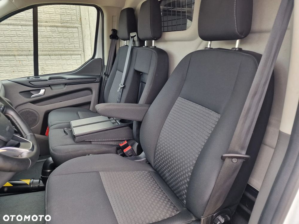 Ford Transit - 10