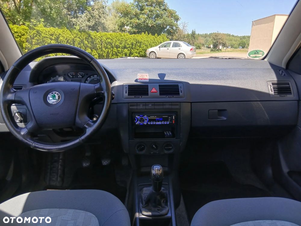 Skoda Fabia 1.4 16V Combi Elegance - 5