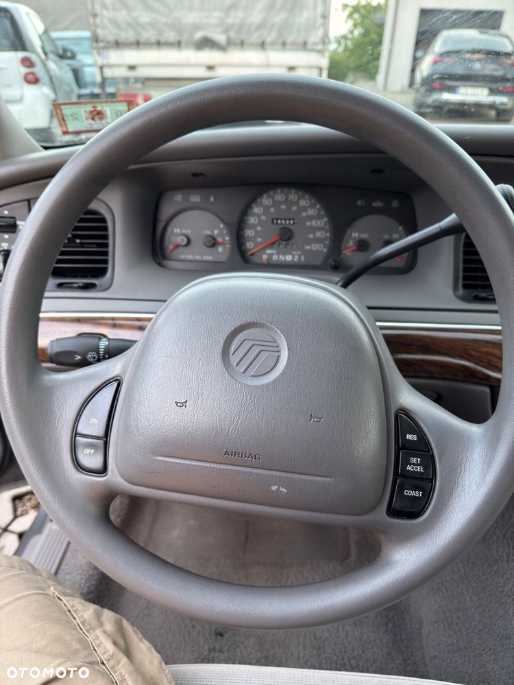 Mercury Marquis - 18