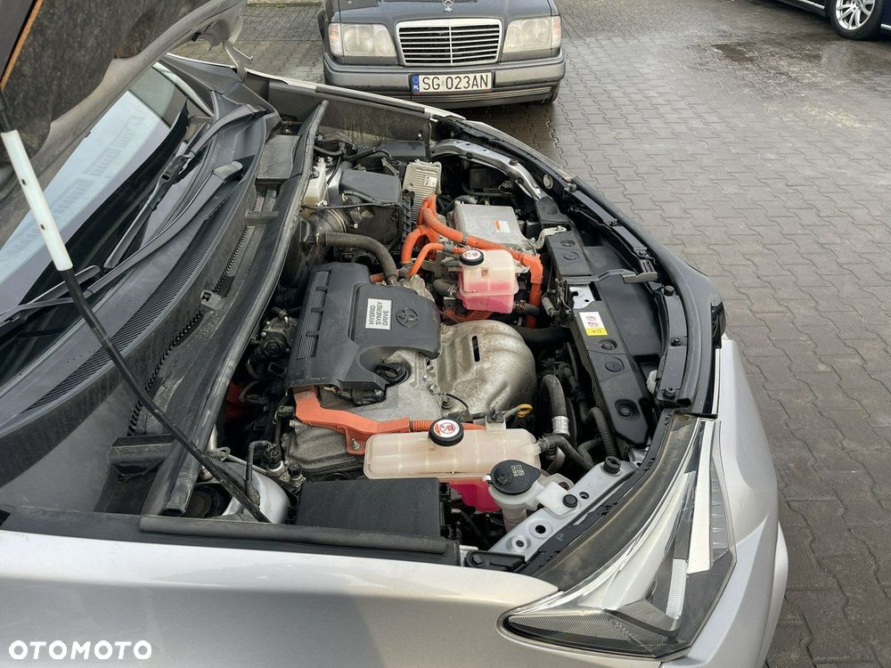 Toyota RAV4 Hybrid Style 4x4 - 18
