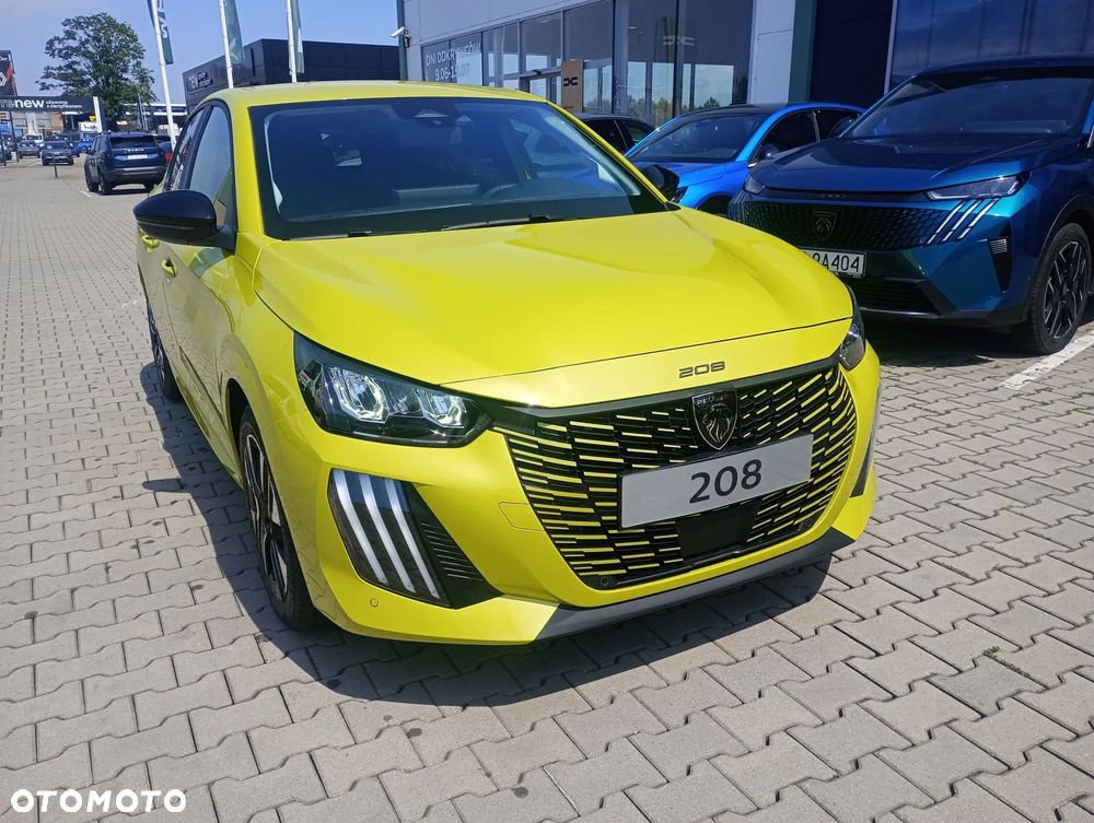 Peugeot 208 - 4