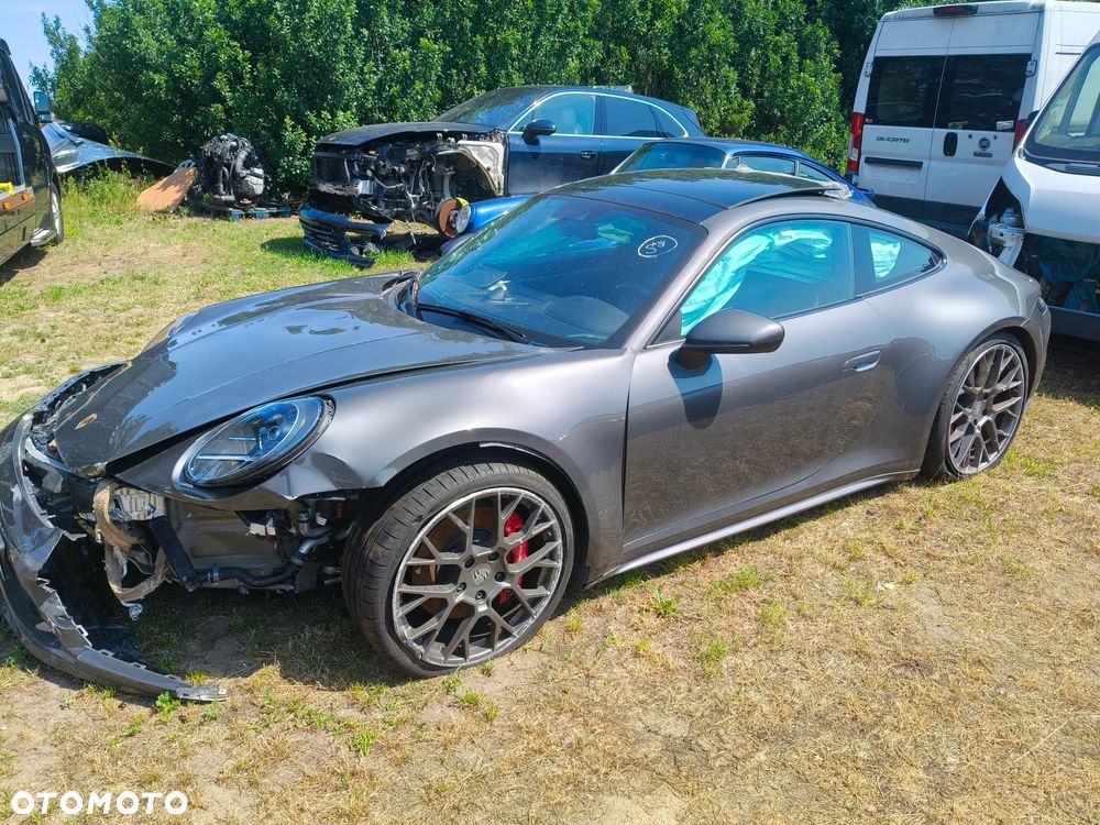 Porsche 911 - 9