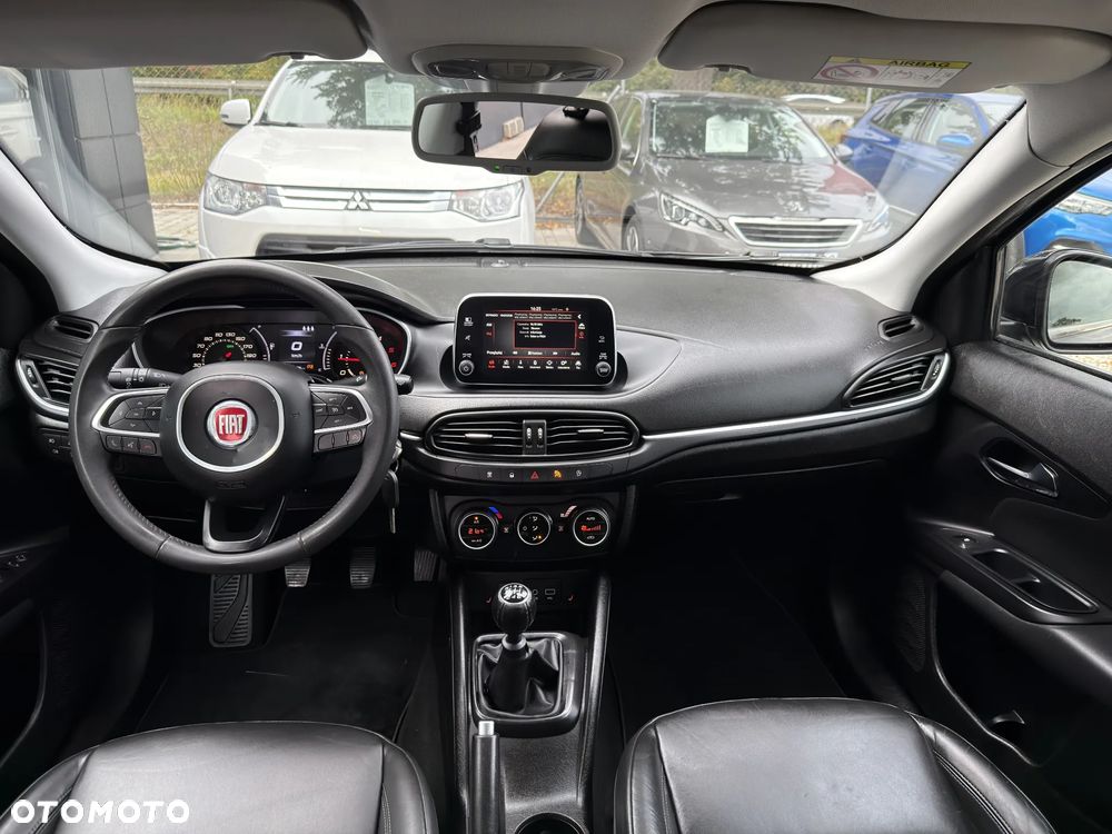 Fiat Tipo 1.6 MultiJet 16v Sport - 8