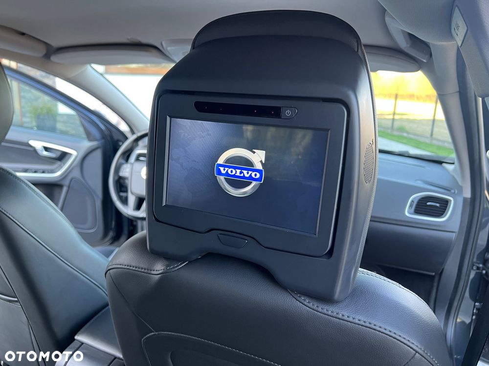 Volvo V60 D3 Summum - 30